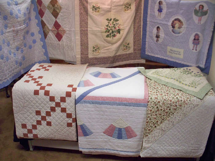 Beautiful Handmade Handquilted Quilts