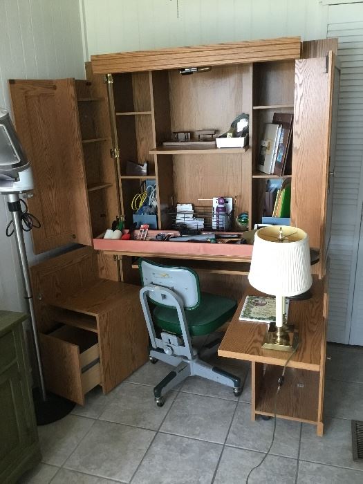 Cabinet / Desk, all close in one cabinet