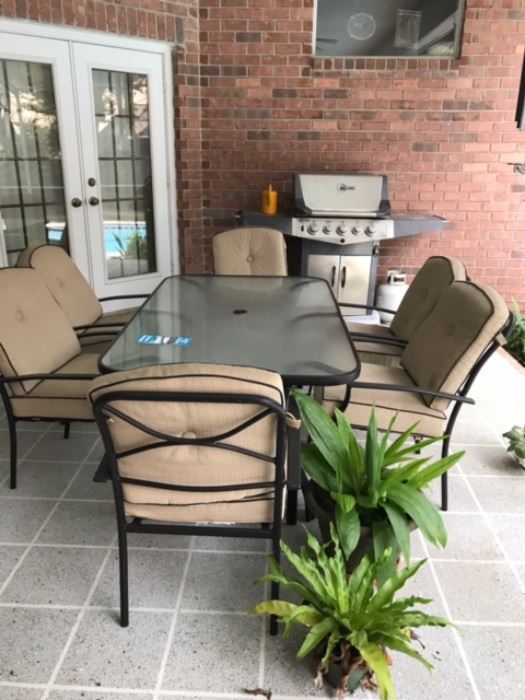 Outdoor table & chairs & barbecue