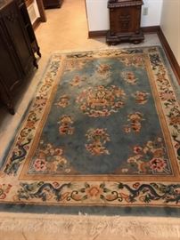 Blue Chinese rug approx 6' x 9'