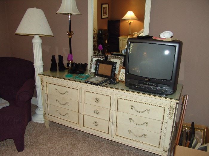 French Provential triple dresser