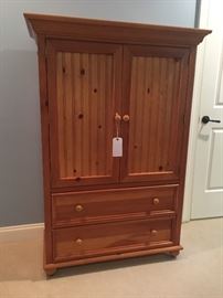 Stanley Winterhaven Armoire
