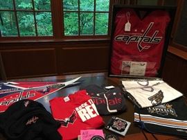 Washington Capitals Items - signed Ovechkin pucks, signed & framed team jersey