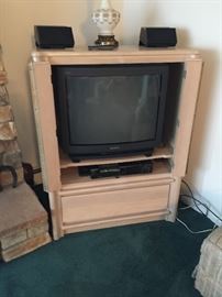  TV $25  or OK TV stand $50