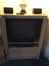 TV $25