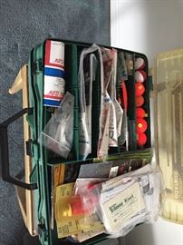 Fishing tackle box 