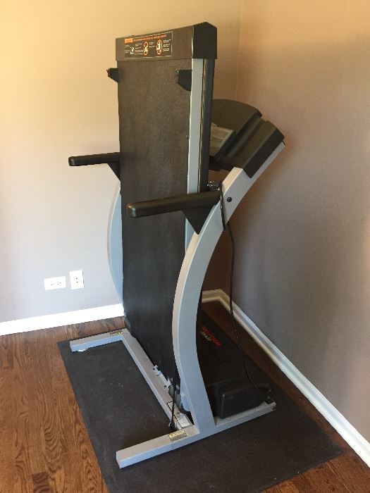  Treadmill $200