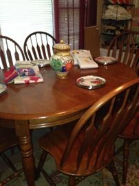 Oval table with 6 chairs