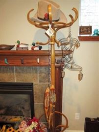 Western collectibles, fish decor, Wooden & Ceramic ducks