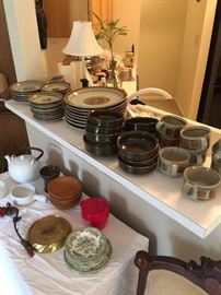 Iron Mountain Stoneware set