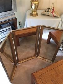 Vintage tri-fold mirror