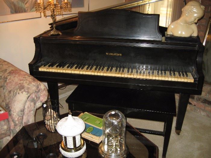 WURLITZER baby grand piano