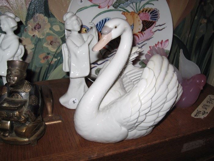 Lladro swan