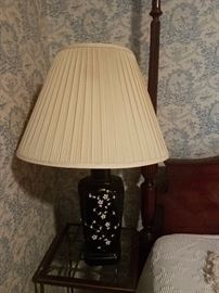 vintage lamp; and a glimpse of the thomasville vintage four poster bed!!