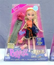 Bratz Dolls, Qty 3, Chic Mystique Cloe, Funk Out Fashion Collection Jade, Strut It Fashion Collection Cloe, New in Box