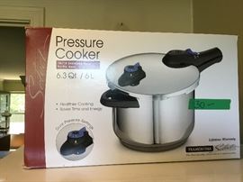 Pressure cooker