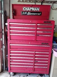 Chapman U.S. General chest on chest. Upper chest has top + 8 drawers eith 840# capacity. Bottom chest on heavy duty wheels with 13 drawers. 