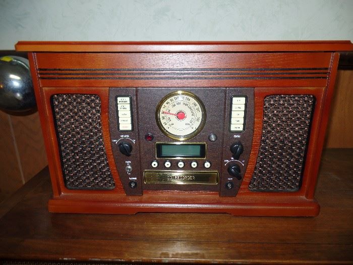 Repro-  Radio