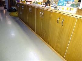 More Youngstown kitchen (metal) cabinets.