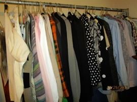 Very nice ladies clothing ranging in sizes from XXL TO XXXL.  