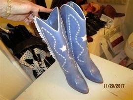 Fun cowgirl boots.  size 5 1/2