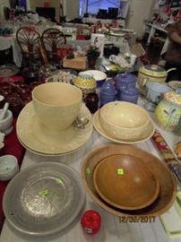 Serving platters, bowls from Italy and more...