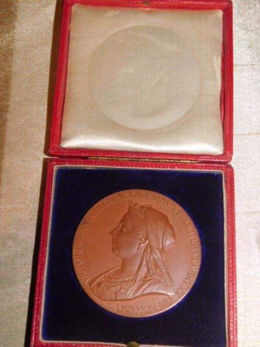 Queen Victoria Diamond Jubilee 1837-1897 Bronze Coin -medal