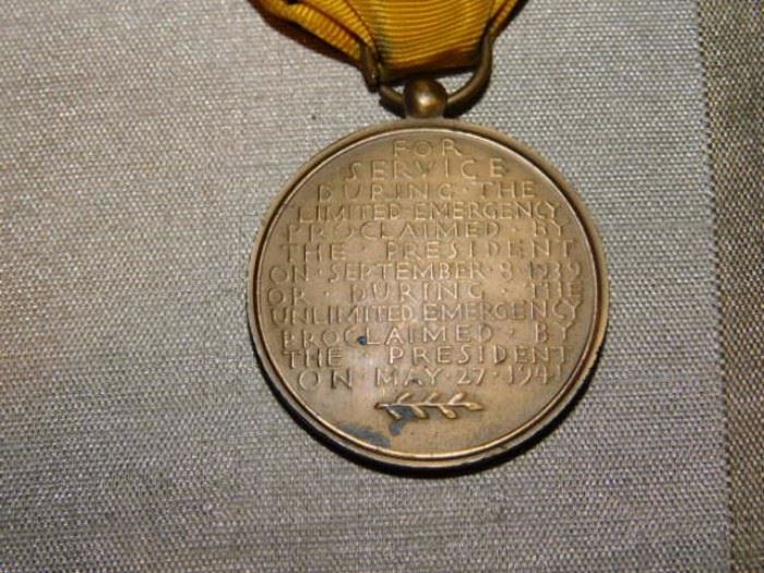 Back of WWII  American Defense Service Medal Proclamation by President 1939-1941 and 2 rank bars 