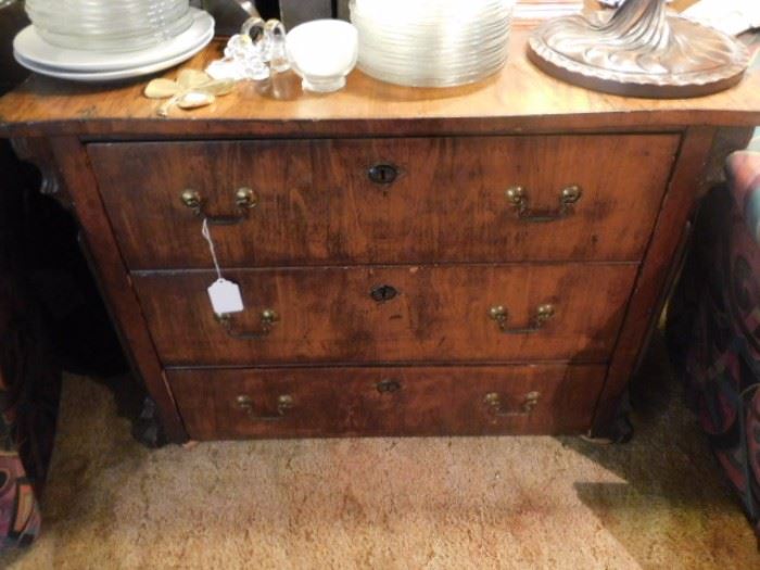 Vintage chest of drawers 2 foot 4 by 3 foot 3 