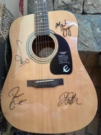 Darius Rucker & Hootie and the Blowfish autographed guitar