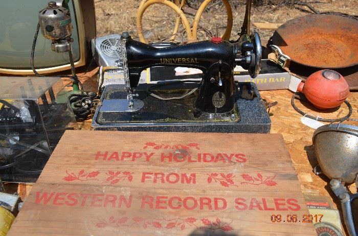Vintage Universal sewing machine