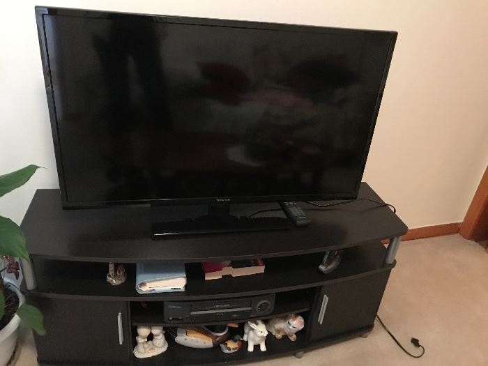 LARGE 42" FLAT SCREEN W/STAND AVAILABLE