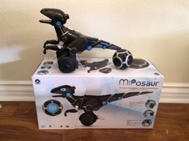 Miposaur robot