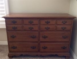 Maple dresser
