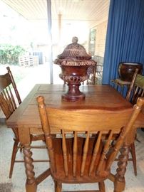 ends pull out, 4 pressed back chairs