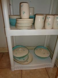 100 pieces of mid-century modern