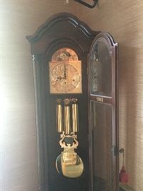 GRANDFATHER CLOCK VIKING CLOCK CO HERMLE BLACK FOREST CLOCK