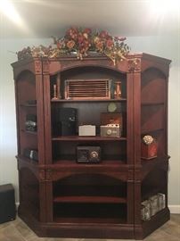 WALL UNIT