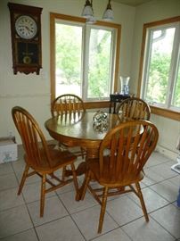 table with 4 chairs