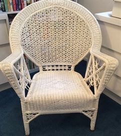 Vintage White Wicker Chair