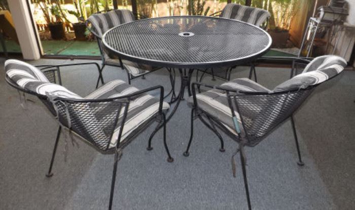 MFM010 Metal Patio Table and Chairs Set
