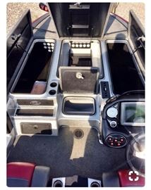 Very clean console and storage lockers as well as all the interior.