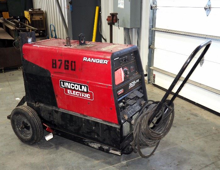 Lincoln Electric Ranger 305 LPG Engine Driven Welder, No Tanks, 1198.1 Hrs, With Leads And Kohler CH730S 25hp LPG OHV Engine