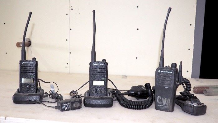 Motorola Walkie-Talkies Model RDU4160D Qty 2 And CP200D Qty 1