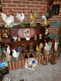 Wooden mantle topper, decorative rooster/chicken collection. 