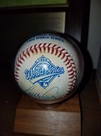 1995 World Series Atlanta Braves signed baseball Javier Lopez. 