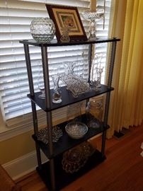 Cut glass & crystal (shelf is for display only)