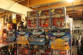 Toys and action figures including Japanese toys, Robotech, Marvel, DC, Space 1999, Vintage Return of the Jedi model kits, Techno Zoids, Star Wars, Micro Machines, Star Trek