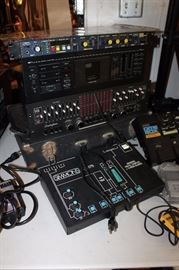 KORG sdd-3000 digital delay, Nakamichi MR-1 Discrete Head Professional Cassette Deck, Soundcraftsmen AE2000 Analyzer/Equalizer, Simmons SDS EPB Digi Sampler