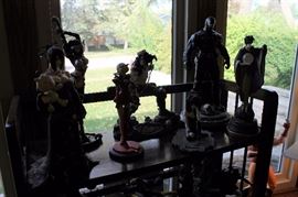 Collectible figurines, Spawn, Lobo, Sandman, Ghost in the Shell, Anime, etc...